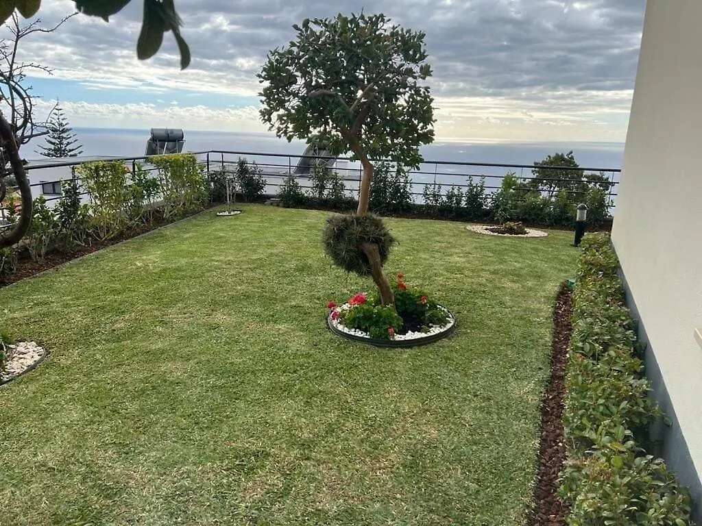 Luxury Villa With Private Heated Pool, Garden And Views Of The Sea And Mountains. Arco da Calheta  Arco da Calheta (Madeira)